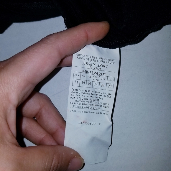 🌸Max & Co‎ | Max Mara | Assymetrical Black Knit Skirt Medium - Picture 3 of 7